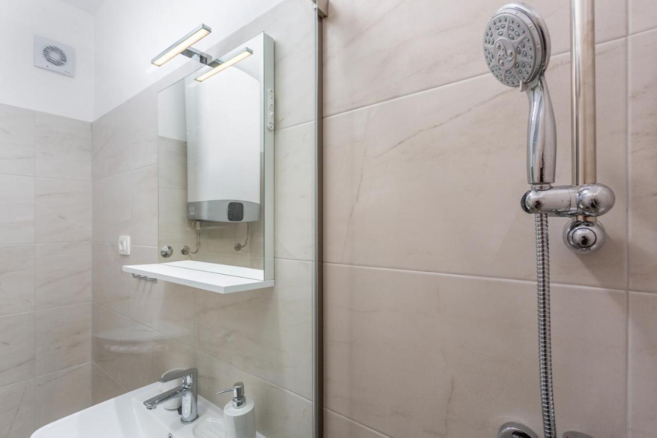 Kvarner Bay 4* - Apartments 1 & 3 Rijeka Exterior photo