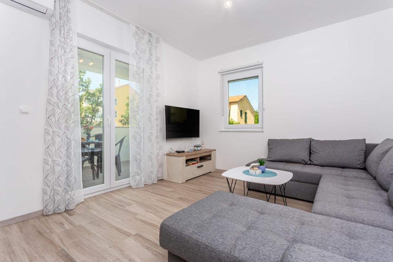 Kvarner Bay 4* - Apartments 1 & 3 Rijeka Exterior photo